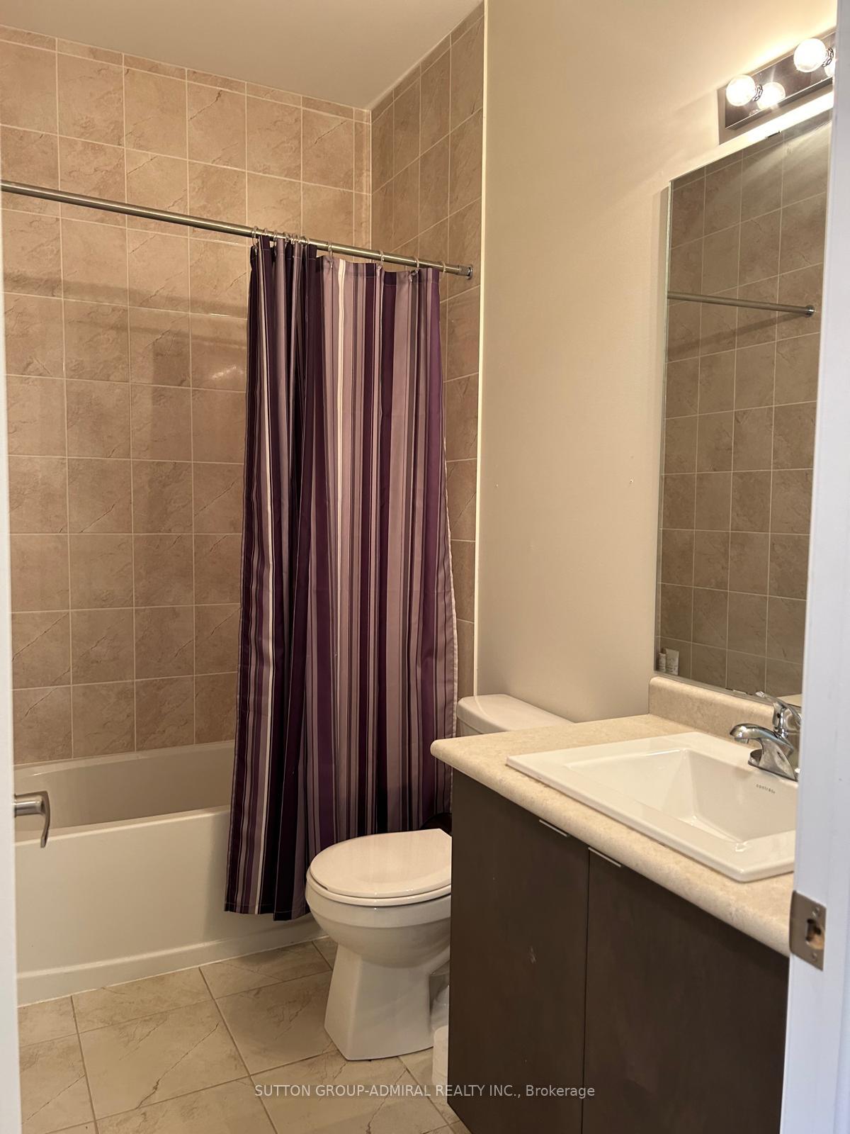 Photo 16 of 106 Laskin Drive, Vaughan, Patterson — HOMEH