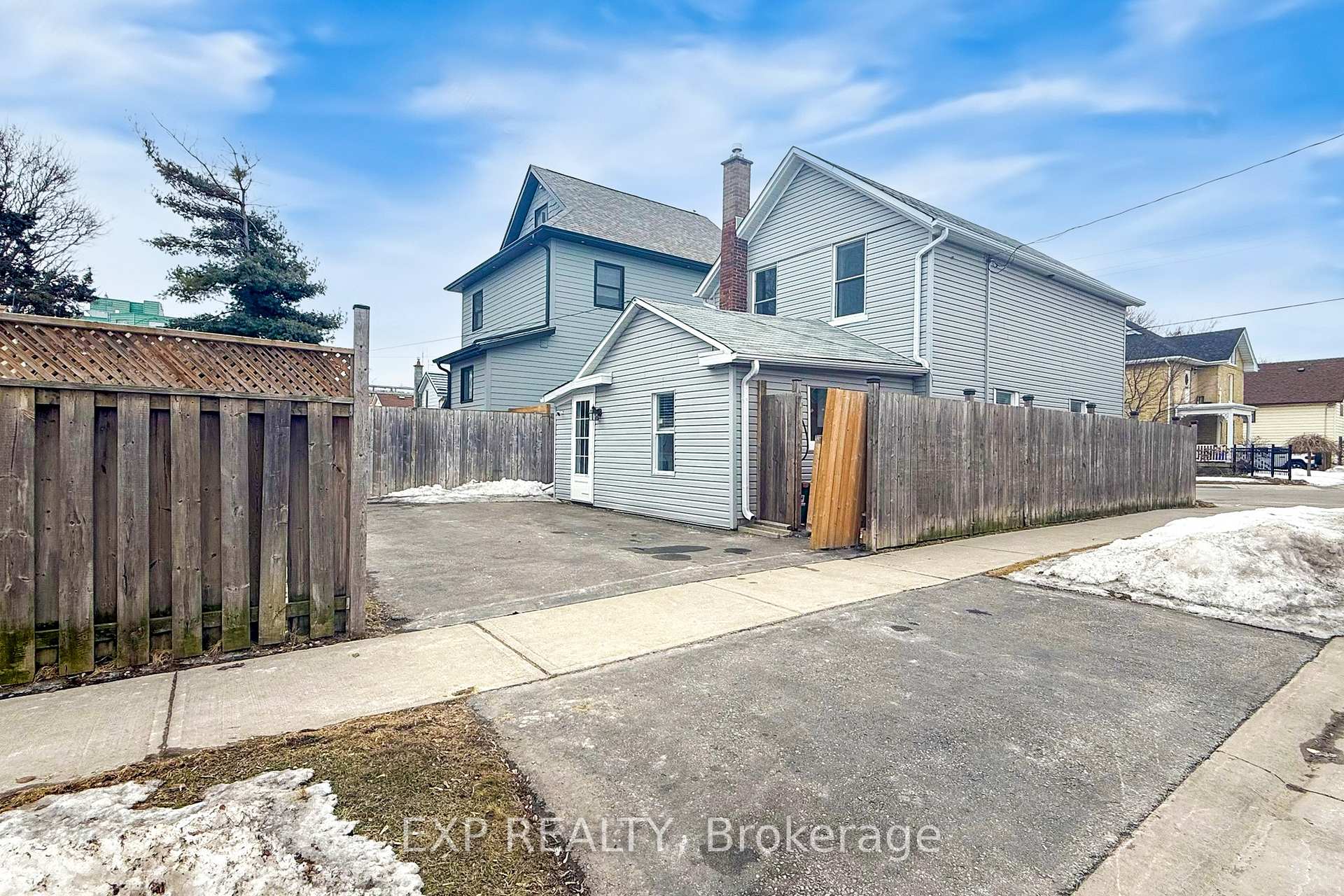 Photo 43 of 185 Mary Street N, Oshawa, O'Neill — HOMEH