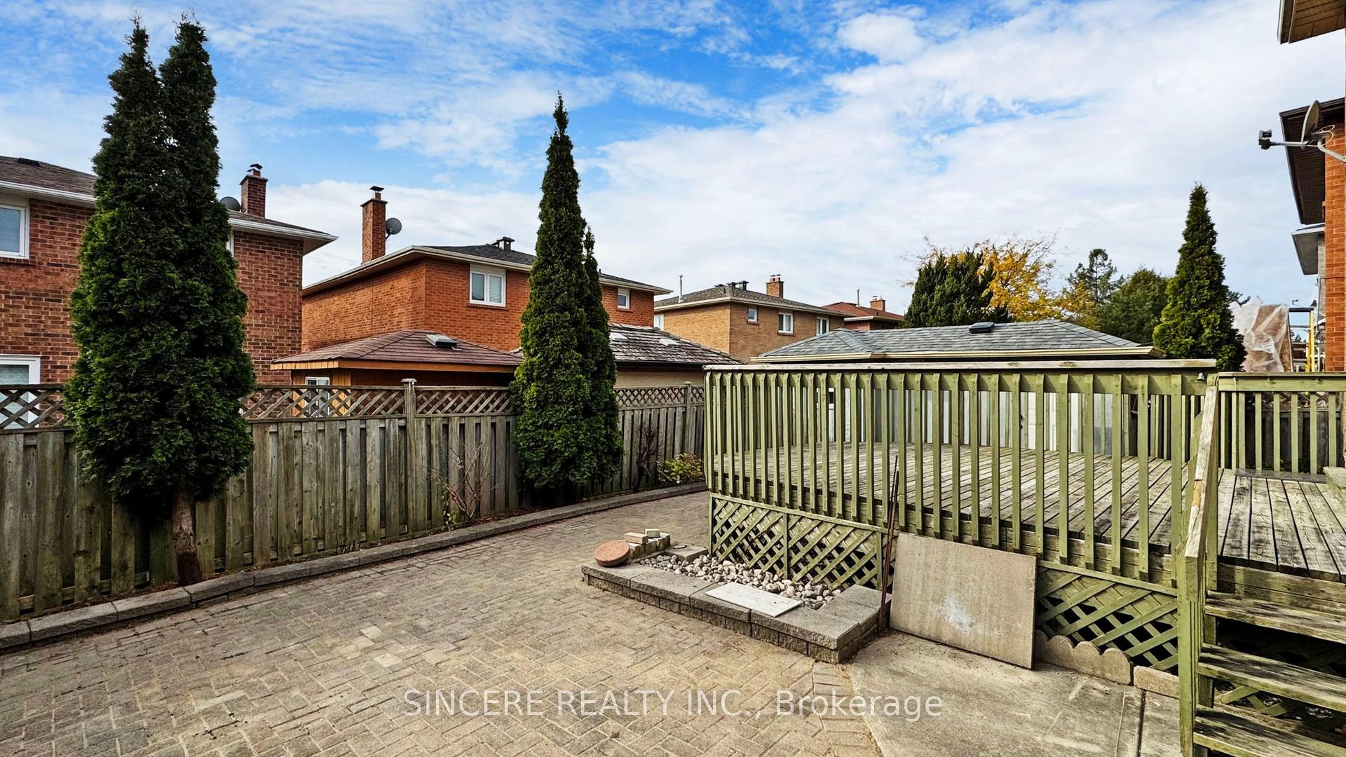 Photo 40 of 55 Sterling Crescent, Vaughan, Maple — HOMEH