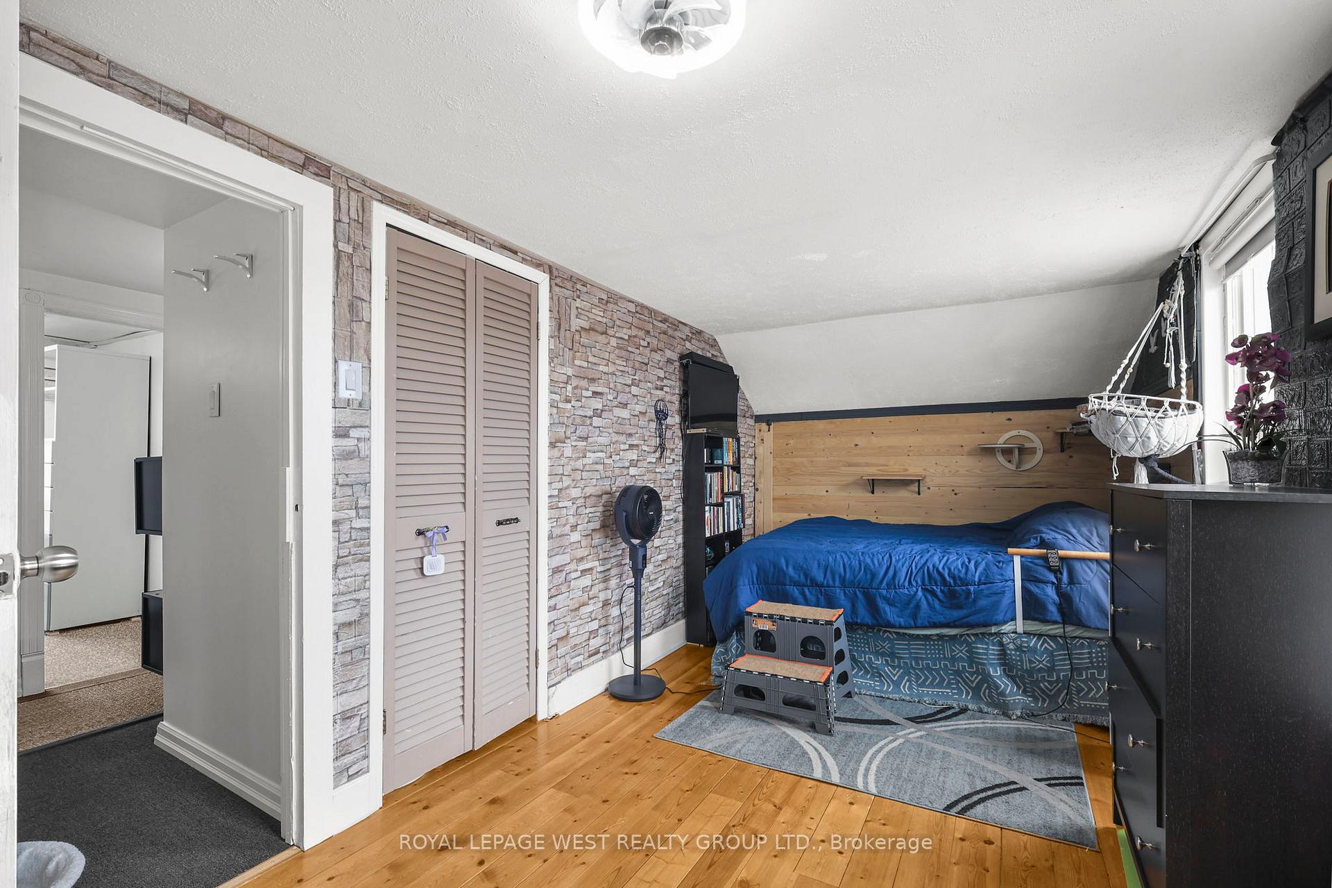 Photo 9 of 363 Centre Street S, Oshawa, Central — HOMEH