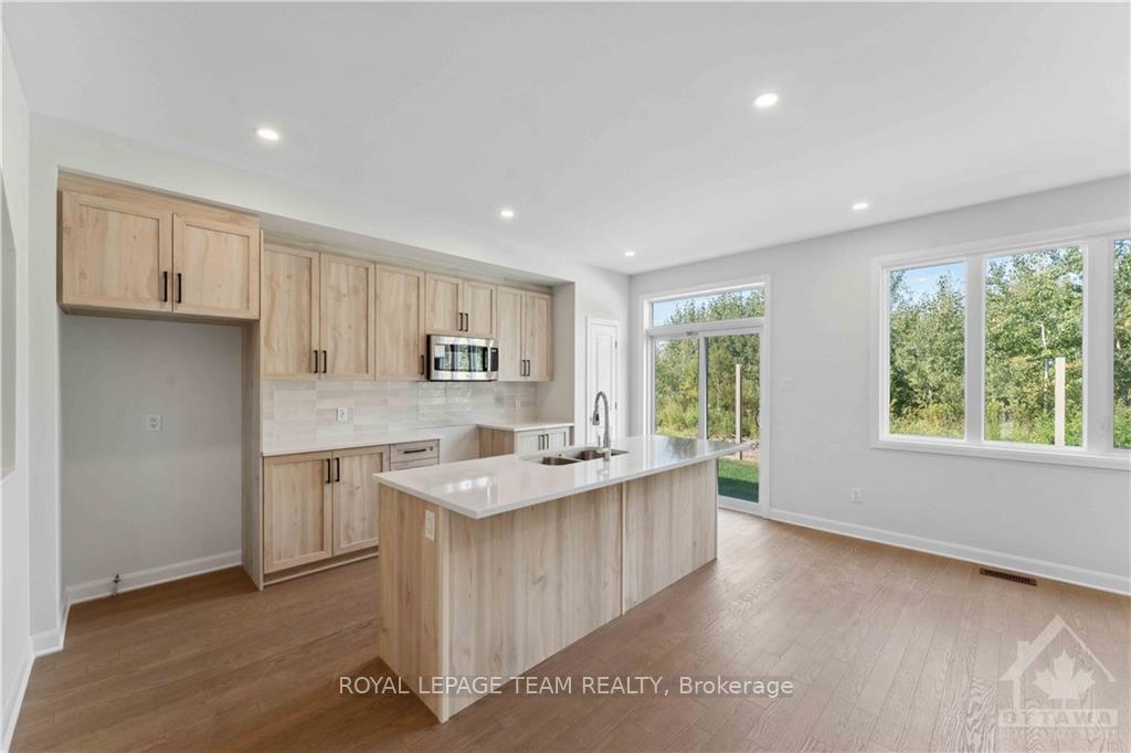 Photo 5 of 339 Establish Avenue, Ottawa, Avalon West — HOMEH