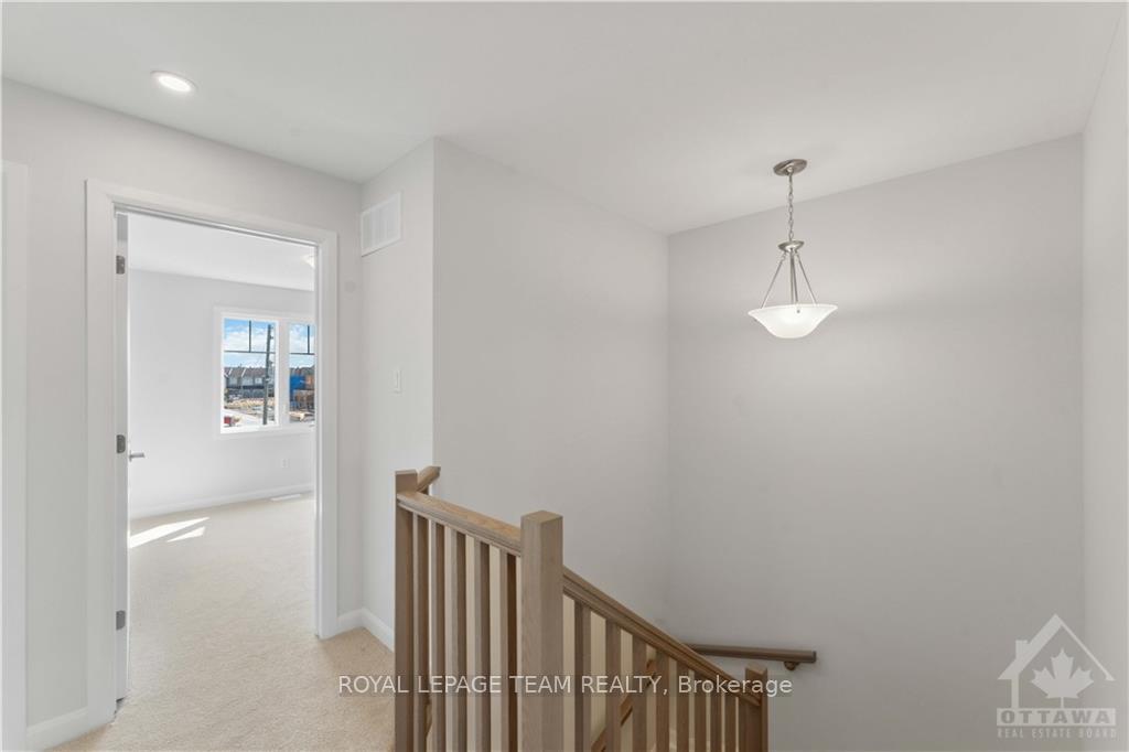 Photo 9 of 339 Establish Avenue, Ottawa, Avalon West — HOMEH