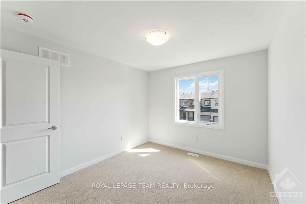 Photo 18 of 339 Establish Avenue, Ottawa, Avalon West — HOMEH