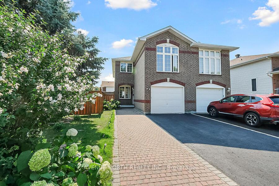 Photo 1 of 59 Splinter Crescent, Ottawa, Fairfield Heights — HOMEH