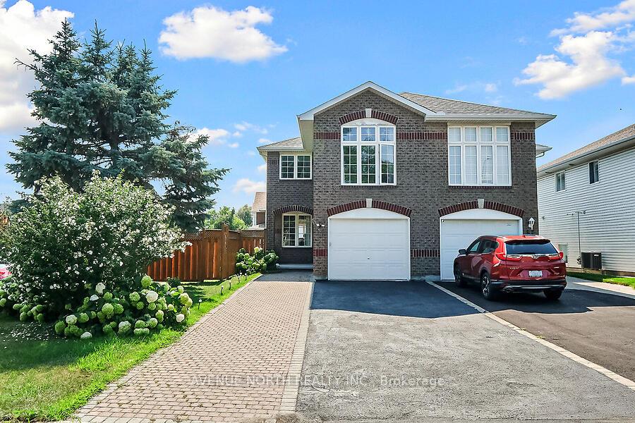Photo 2 of 59 Splinter Crescent, Ottawa, Fairfield Heights — HOMEH