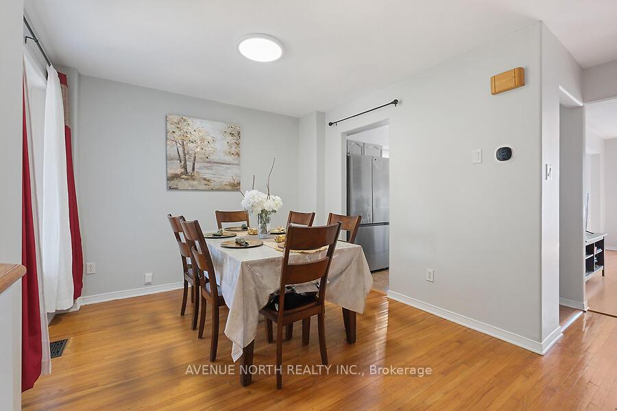 Photo 10 of 59 Splinter Crescent, Ottawa, Fairfield Heights — HOMEH