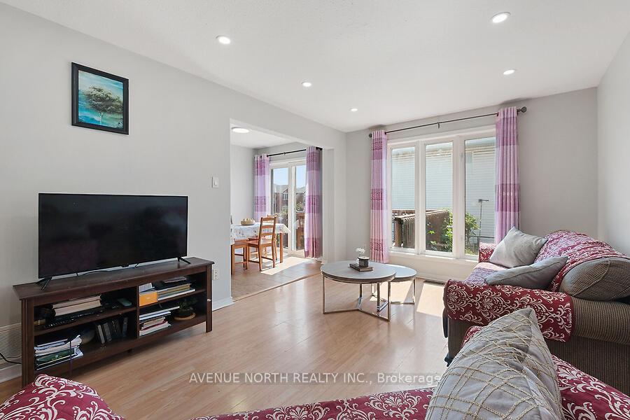 Photo 12 of 59 Splinter Crescent, Ottawa, Fairfield Heights — HOMEH