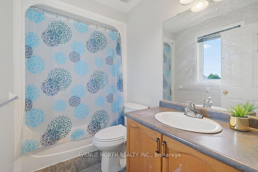Photo 28 of 59 Splinter Crescent, Ottawa, Fairfield Heights — HOMEH