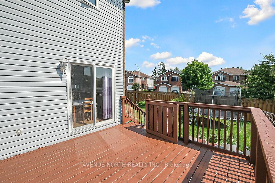Photo 33 of 59 Splinter Crescent, Ottawa, Fairfield Heights — HOMEH