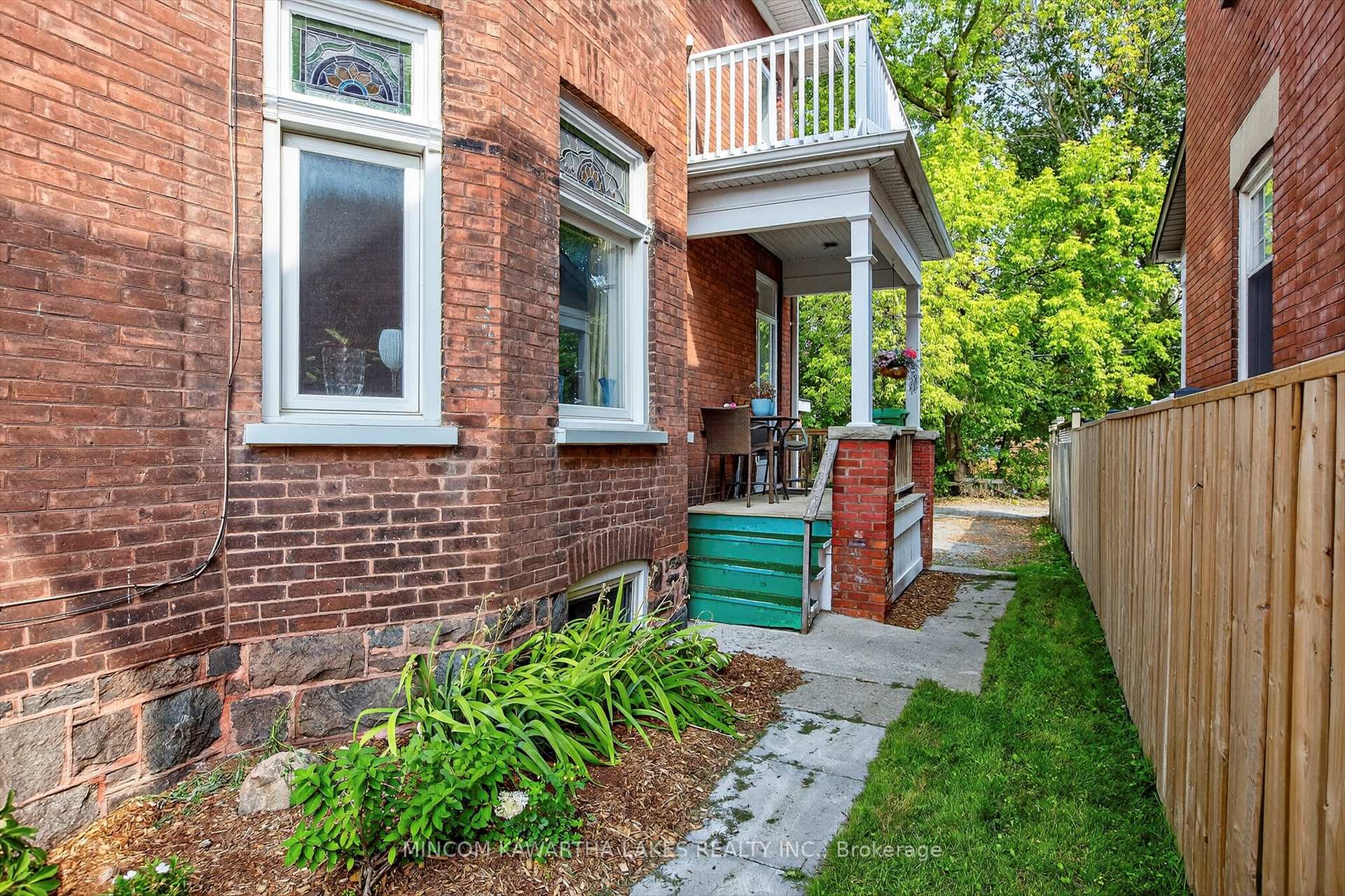 Photo 39 of 218 Aylmer Street N, Peterborough, Town Ward 3 — HOMEH