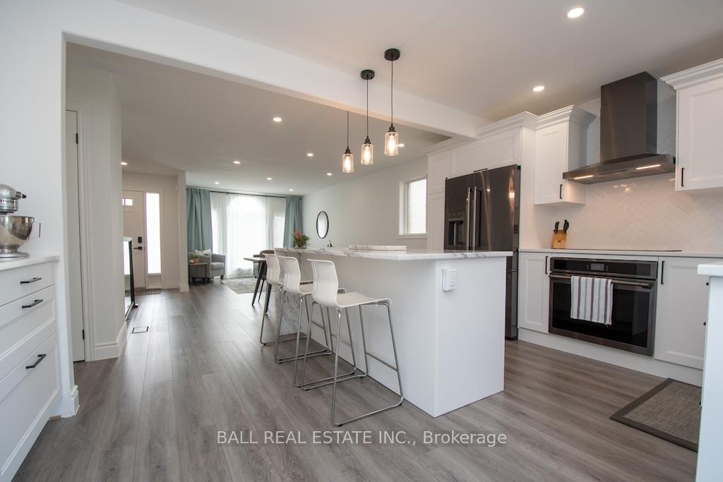 Photo 8 of 2546 Marsdale Drive, Peterborough, Ashburnham Ward 4 — HOMEH