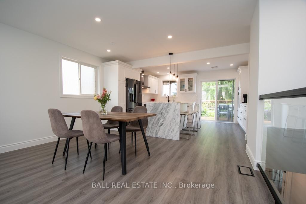 Photo 13 of 2546 Marsdale Drive, Peterborough, Ashburnham Ward 4 — HOMEH