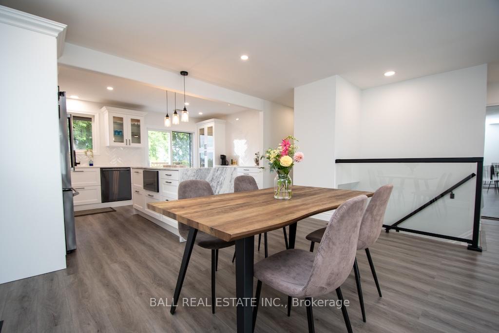 Photo 14 of 2546 Marsdale Drive, Peterborough, Ashburnham Ward 4 — HOMEH