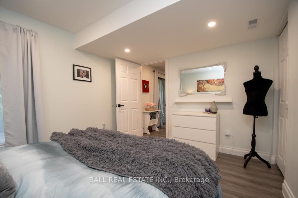 Photo 24 of 2546 Marsdale Drive, Peterborough, Ashburnham Ward 4 — HOMEH