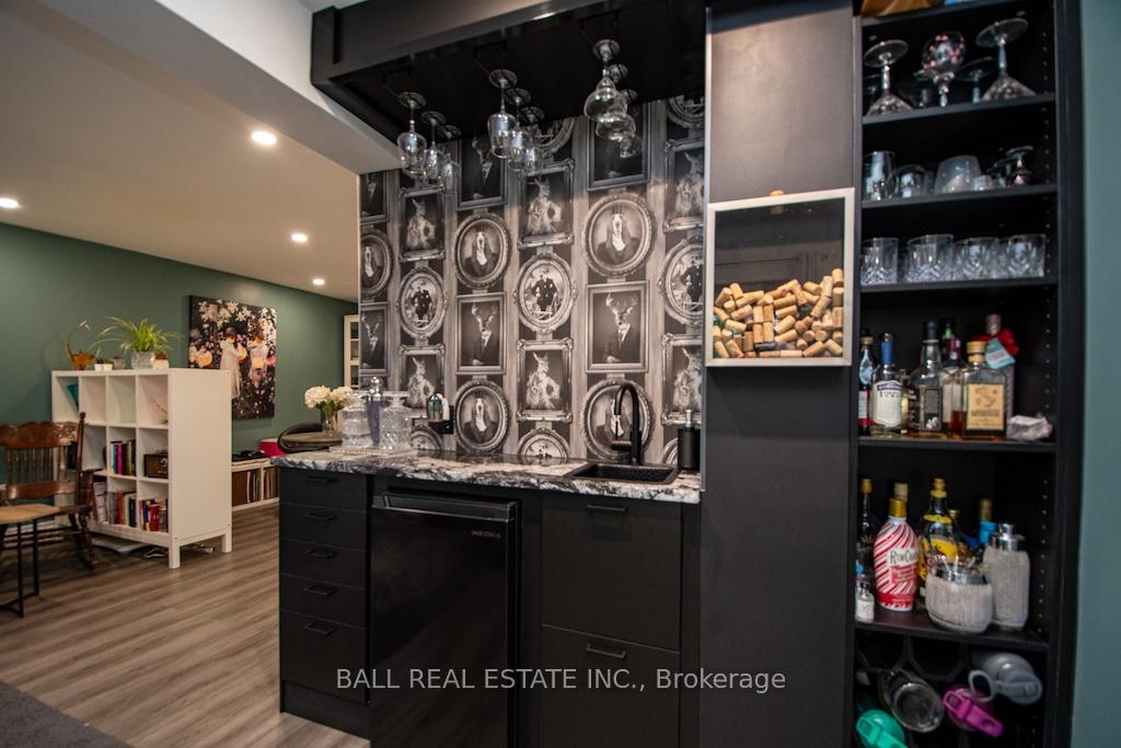 Photo 27 of 2546 Marsdale Drive, Peterborough, Ashburnham Ward 4 — HOMEH