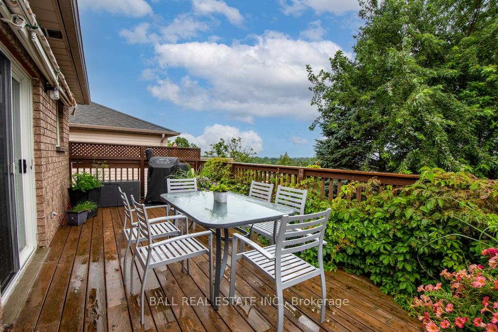 Photo 39 of 2546 Marsdale Drive, Peterborough, Ashburnham Ward 4 — HOMEH