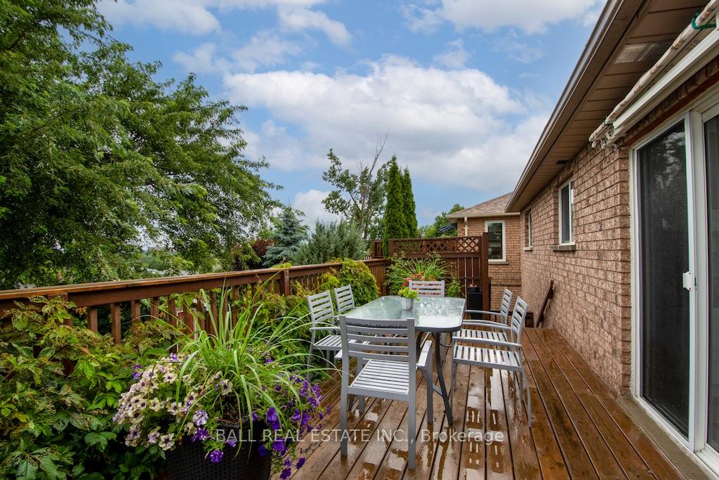 Photo 40 of 2546 Marsdale Drive, Peterborough, Ashburnham Ward 4 — HOMEH