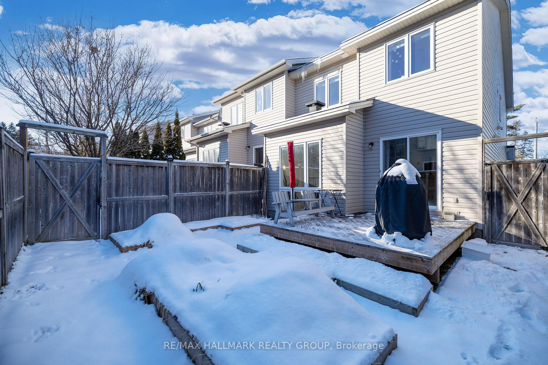 Photo 30 of 112 Challenge Crescent, Ottawa, Springridge/East Village — HOMEH
