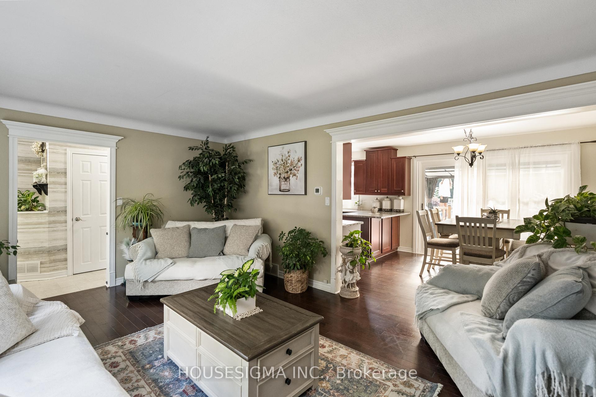 Photo 10 of 19 Claremount Circle N, Welland, Prince Charles — HOMEH