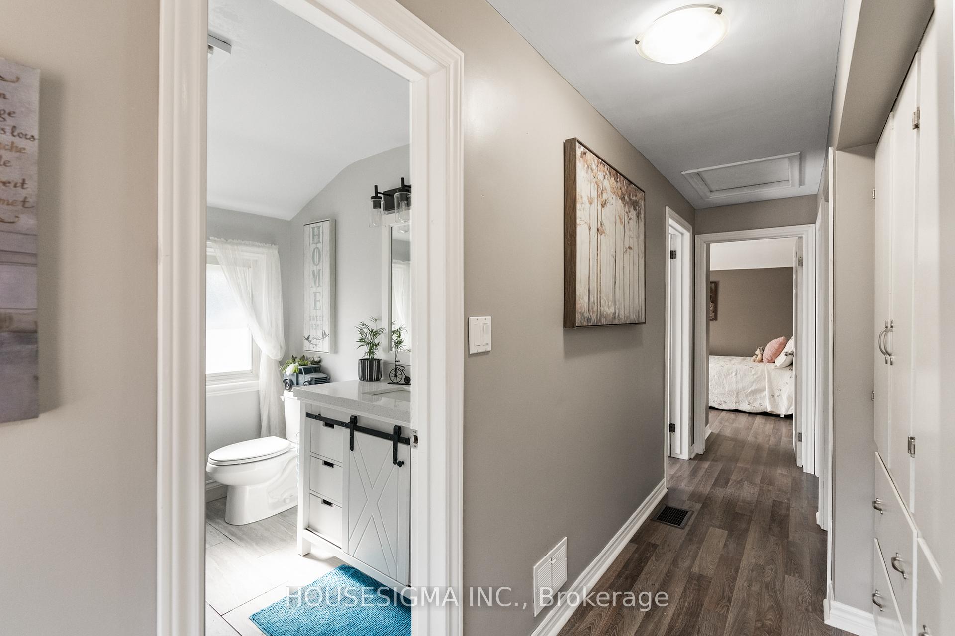 Photo 19 of 19 Claremount Circle N, Welland, Prince Charles — HOMEH