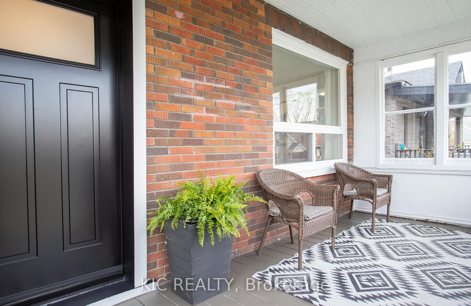 Photo 4 of 338 Colborne Street E, Oshawa, O'Neill — HOMEH