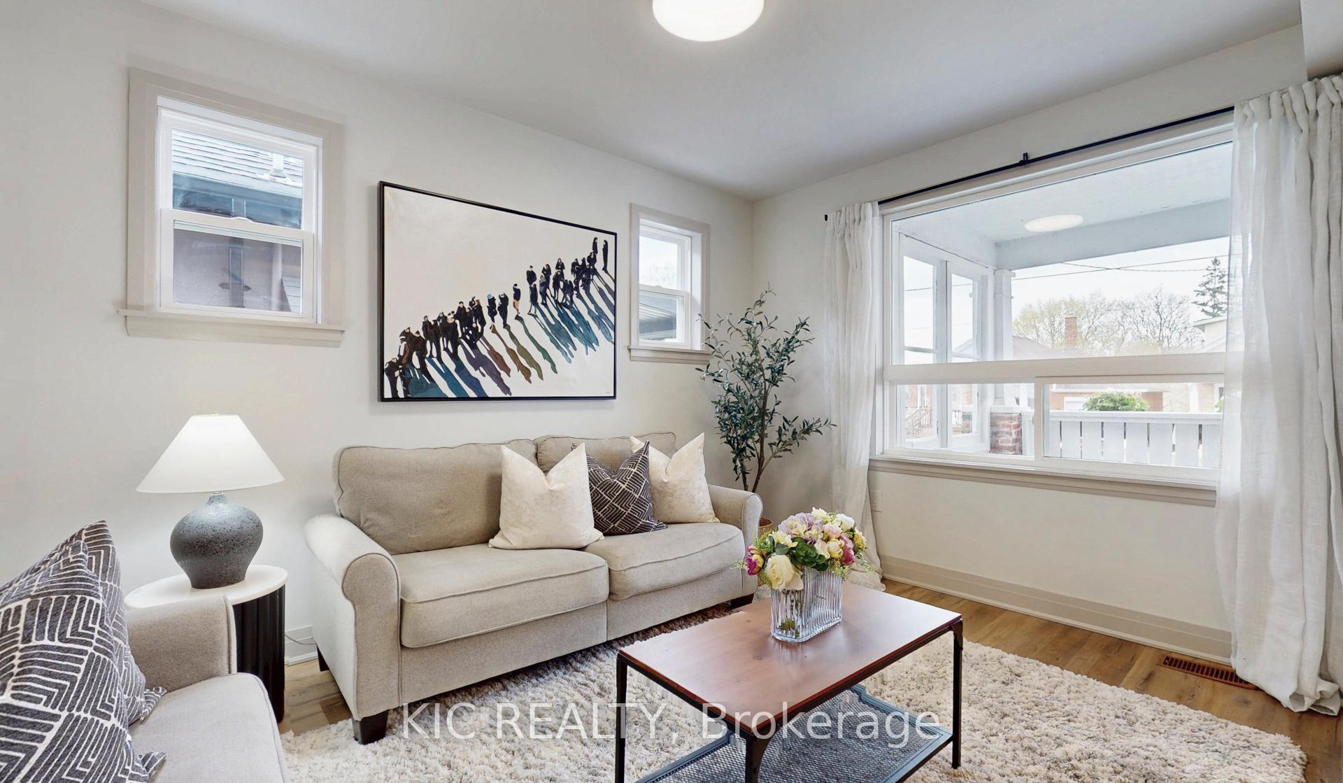 Photo 8 of 338 Colborne Street E, Oshawa, O'Neill — HOMEH