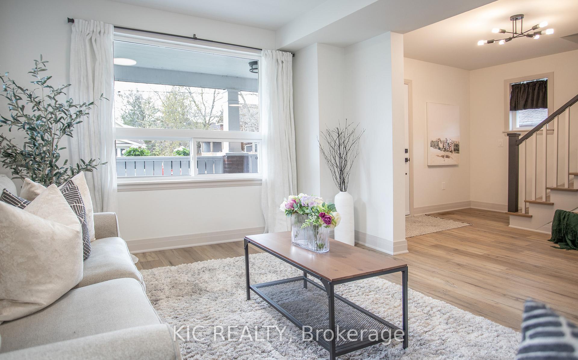Photo 9 of 338 Colborne Street E, Oshawa, O'Neill — HOMEH