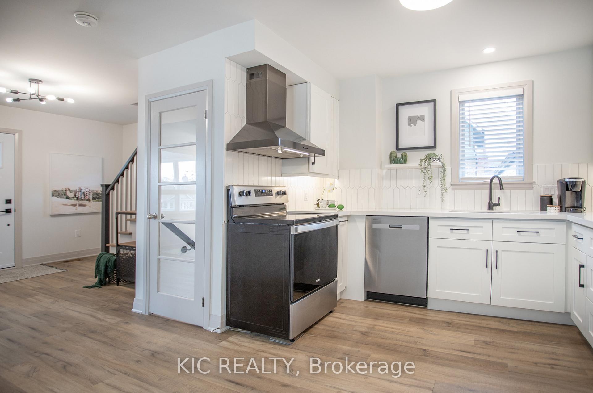 Photo 18 of 338 Colborne Street E, Oshawa, O'Neill — HOMEH