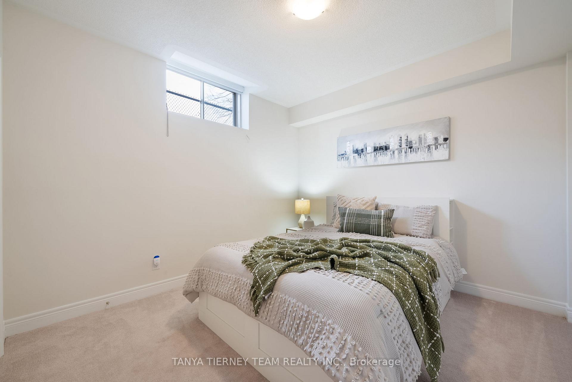Photo 35 of 52 Blenheim Circle, Whitby, Williamsburg — HOMEH