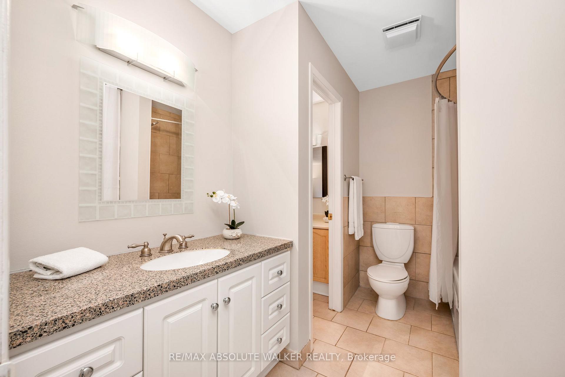 Photo 18 of 556 Latour Crescent, Ottawa, Fallingbrook/Gardenway South — HOMEH