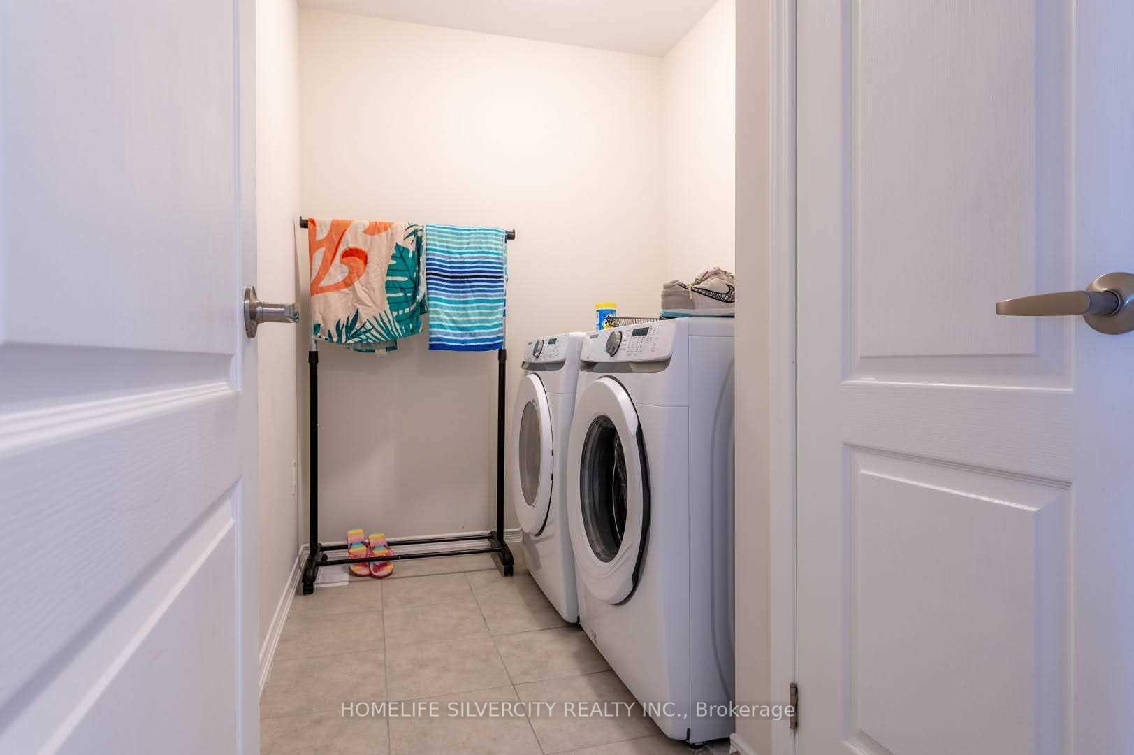 Photo 15 of Unit MAIN AND 2ND FLOOR, 45 Anderson Road, Brant, Brantford Twp — HOMEH