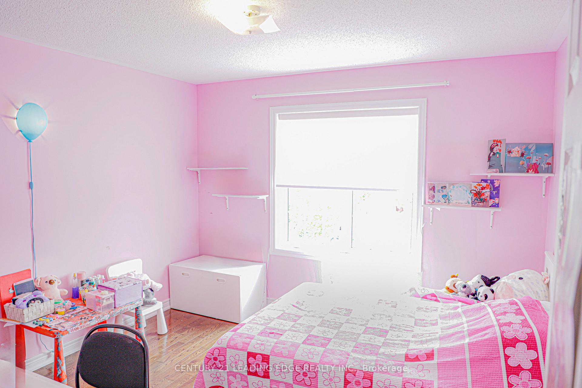 Photo 18 of 112 Lormel Gate, Vaughan, Vellore Village — HOMEH