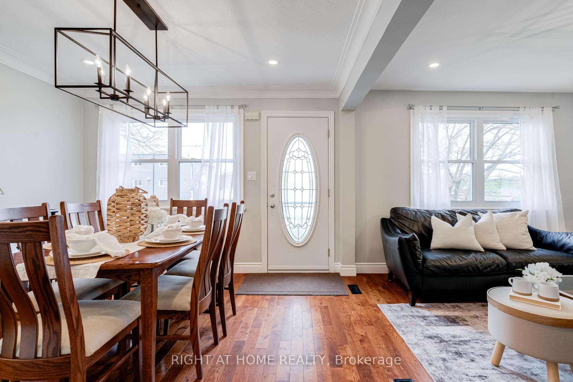 Photo 4 of 331 Ballard Street, Oshawa, Lakeview — HOMEH