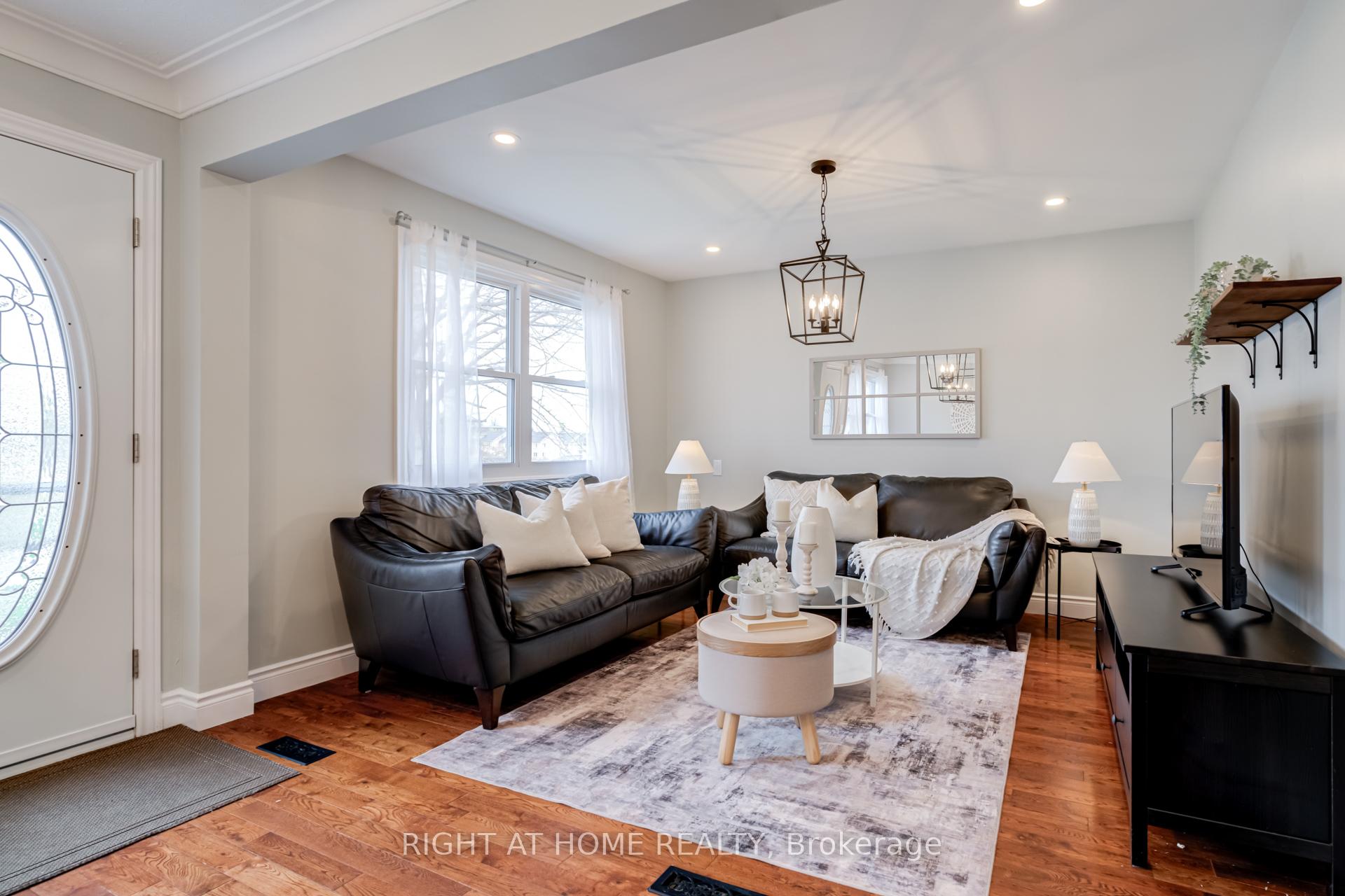 Photo 6 of 331 Ballard Street, Oshawa, Lakeview — HOMEH
