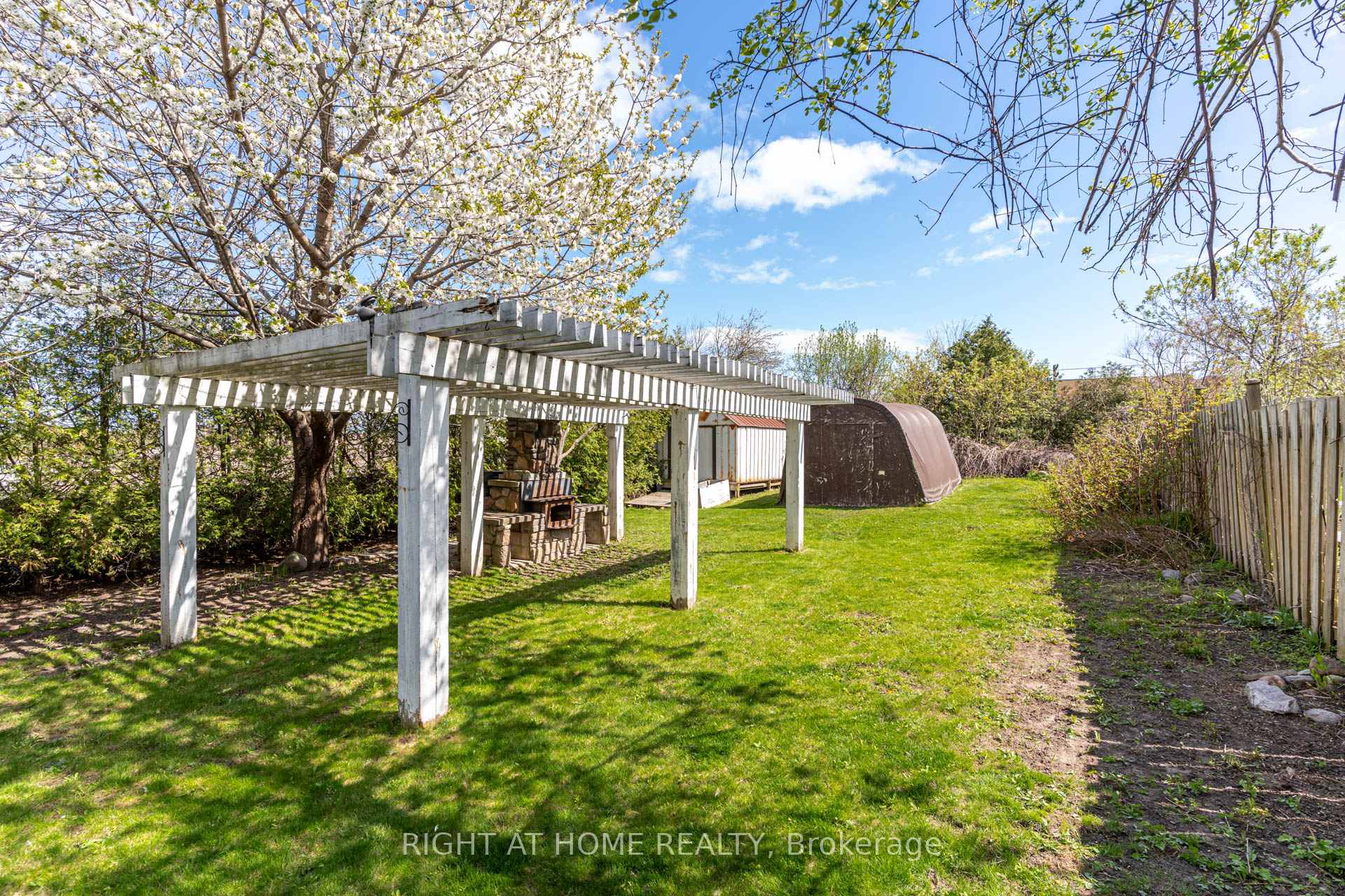 Photo 34 of 331 Ballard Street, Oshawa, Lakeview — HOMEH