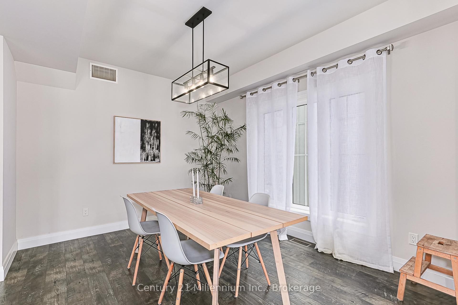 Photo 20 of 297 Yellow Birch Crescent, Blue Mountains — HOMEH