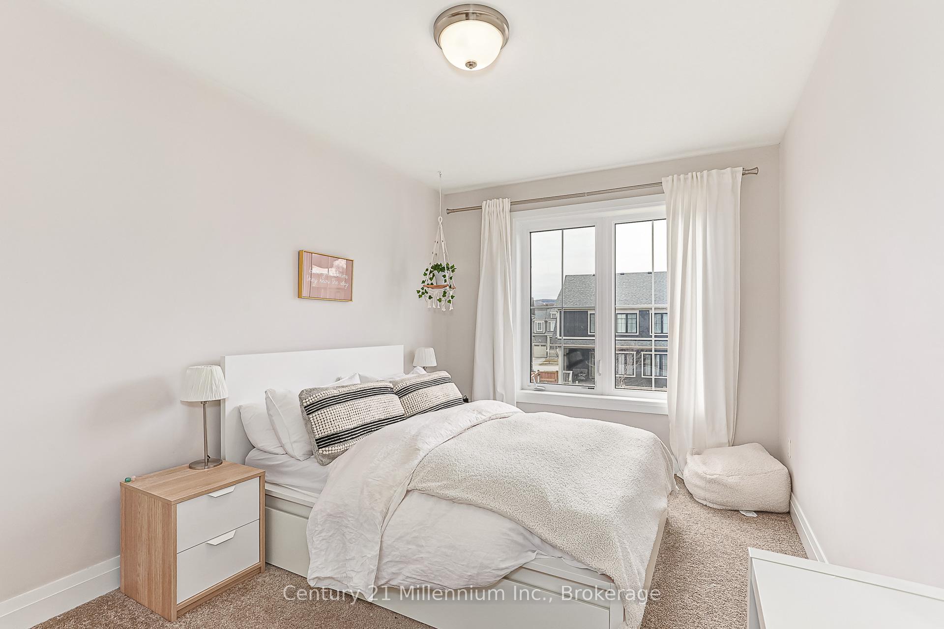 Photo 24 of 297 Yellow Birch Crescent, Blue Mountains — HOMEH