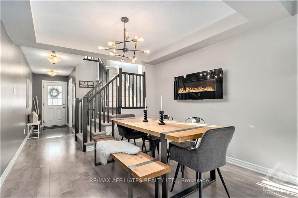 Photo 3 of 346 Sweetfern Crescent, Ottawa, Avalon West — HOMEH