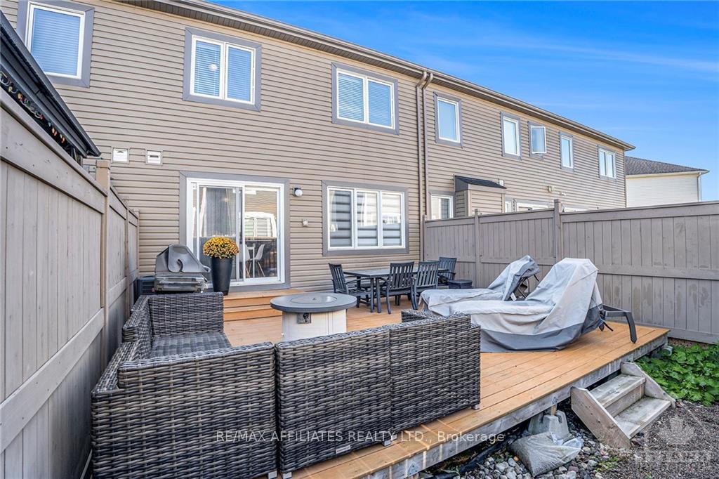 Photo 17 of 346 Sweetfern Crescent, Ottawa, Avalon West — HOMEH