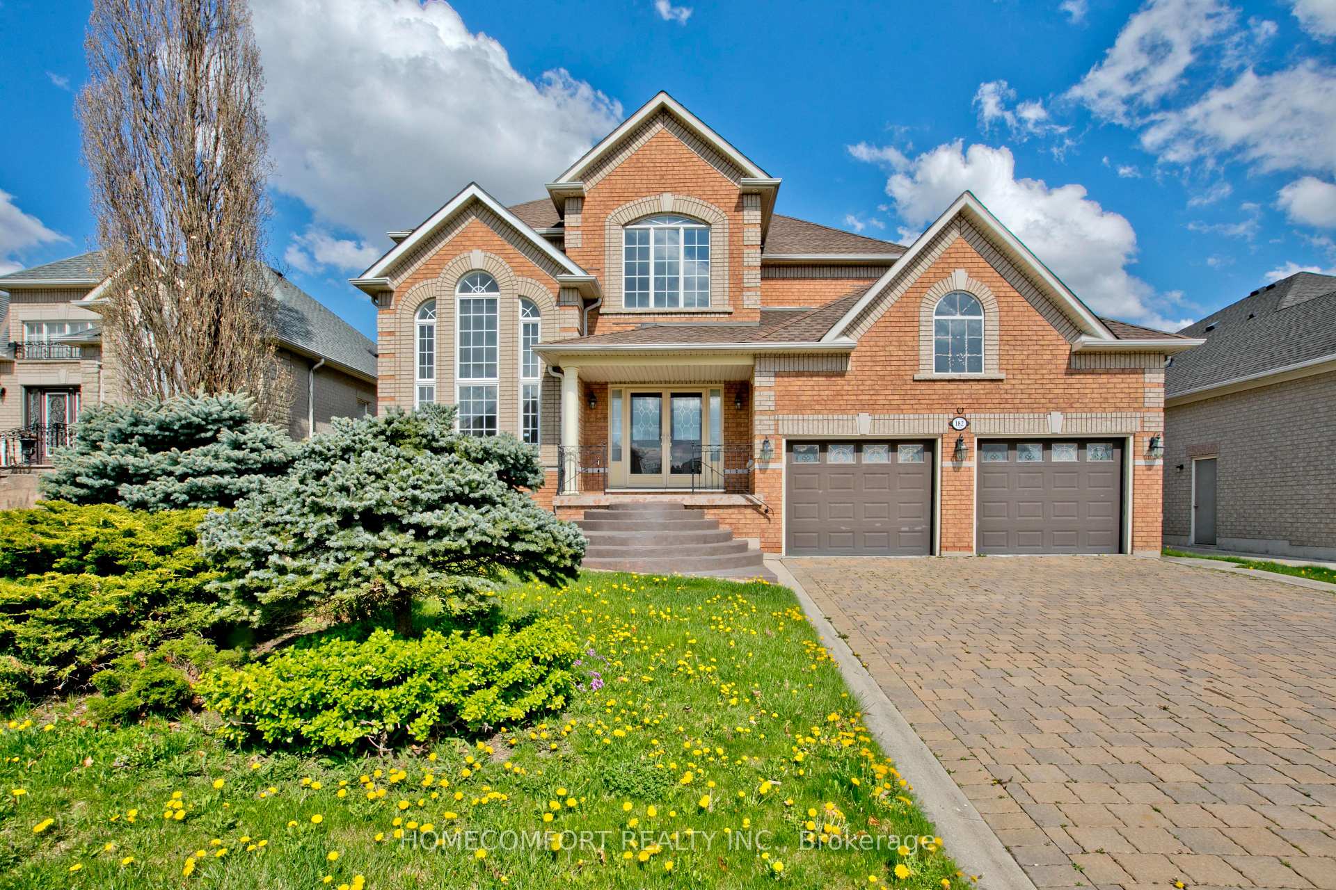 Front of 182 Siderno Crescent