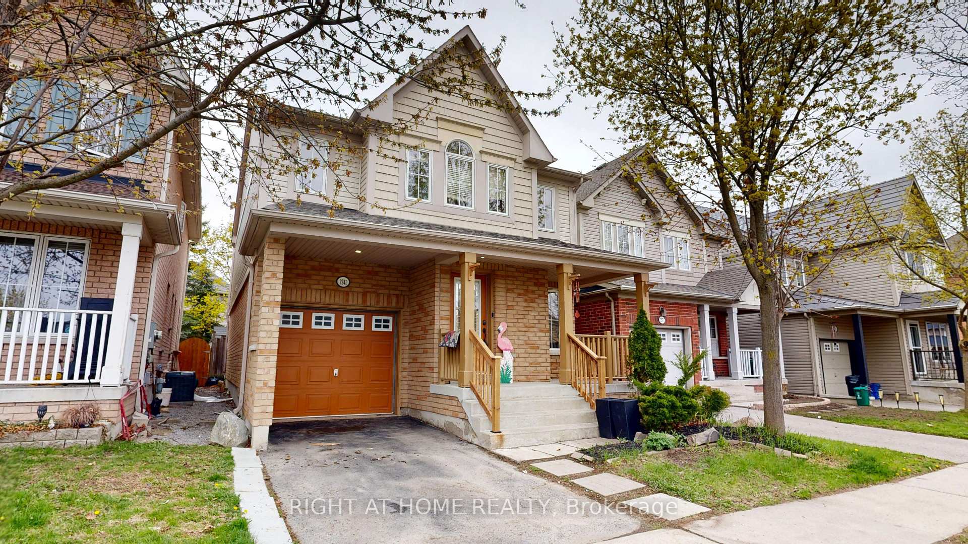 Photo 2 of 2241 Winlord Place, Oshawa, Windfields — HOMEH