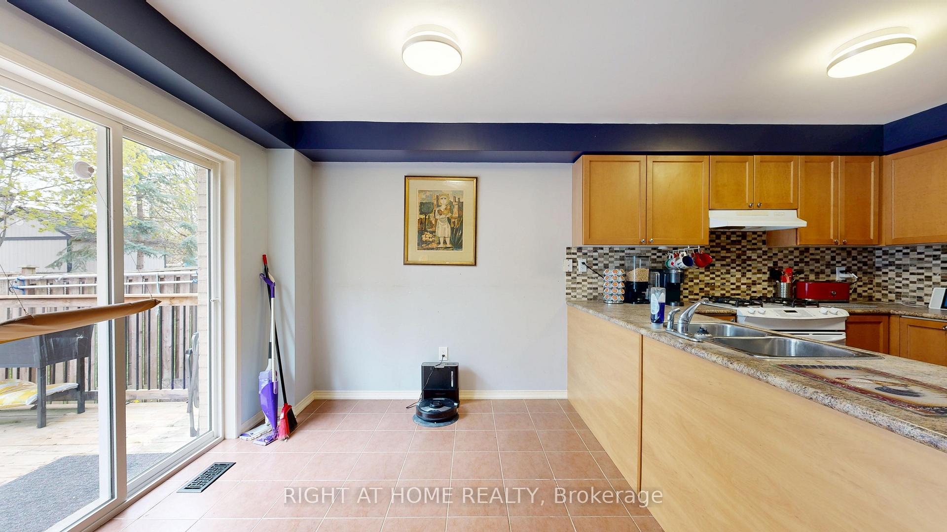 Photo 9 of 2241 Winlord Place, Oshawa, Windfields — HOMEH