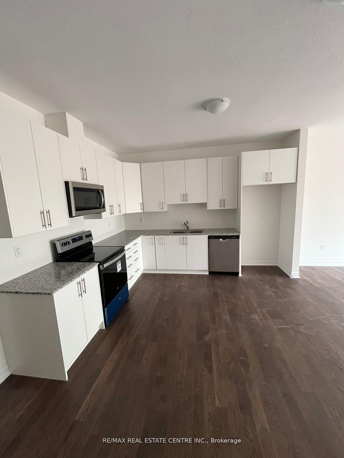 Photo 4 of 110 Adley Drive, Brockville — HOMEH