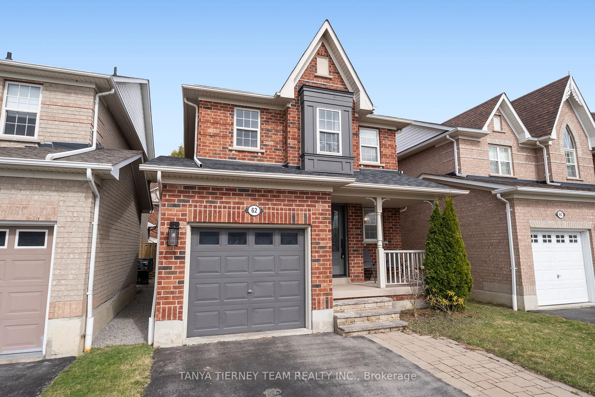 Photo 2 of 62 Wessex Drive, Whitby, Brooklin — HOMEH