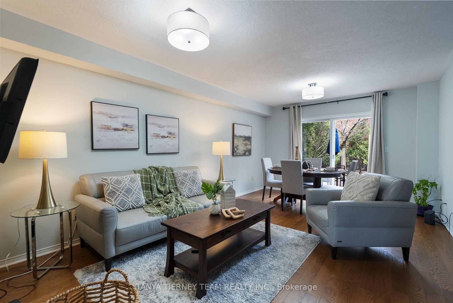 Photo 6 of 62 Wessex Drive, Whitby, Brooklin — HOMEH