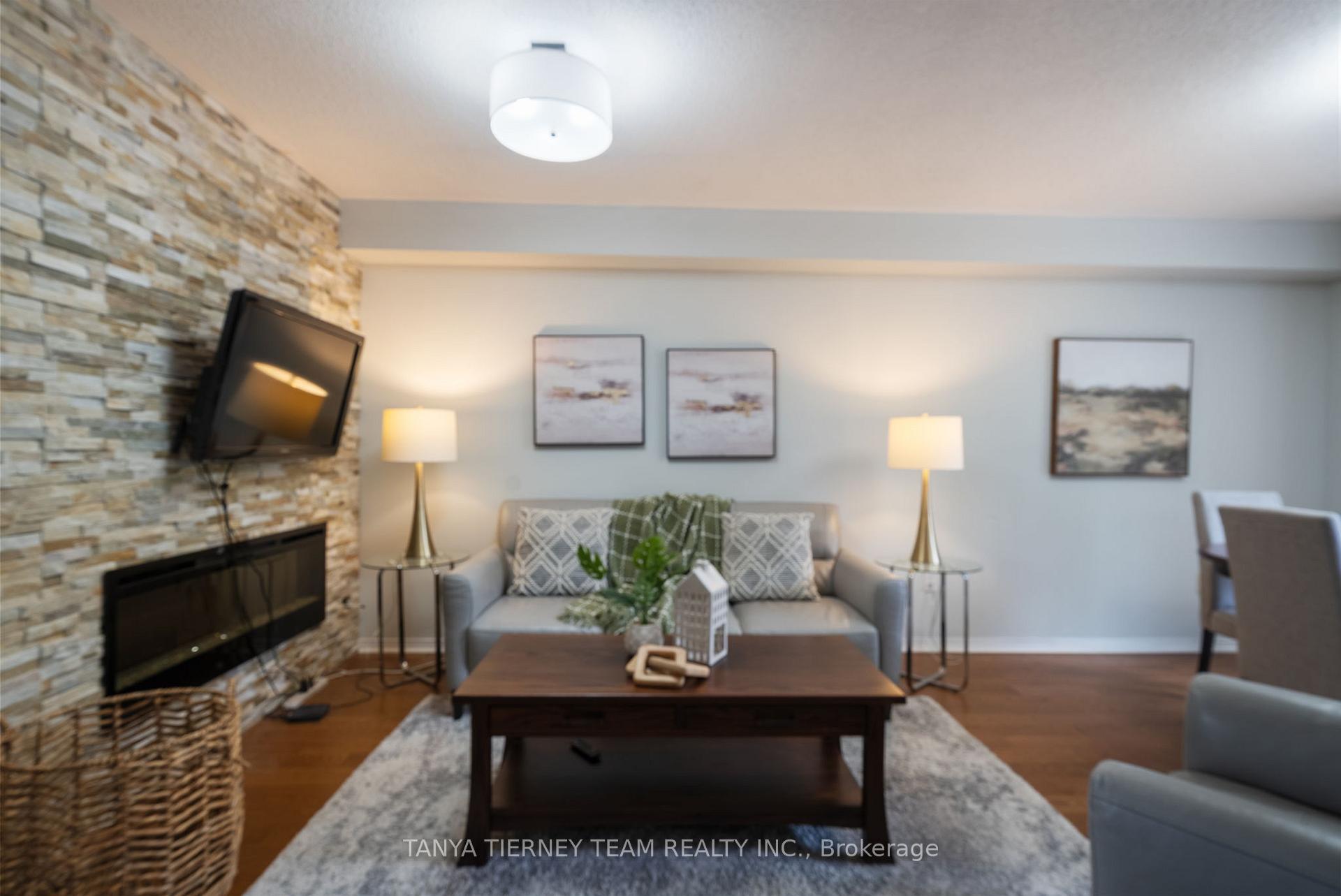 Photo 7 of 62 Wessex Drive, Whitby, Brooklin — HOMEH
