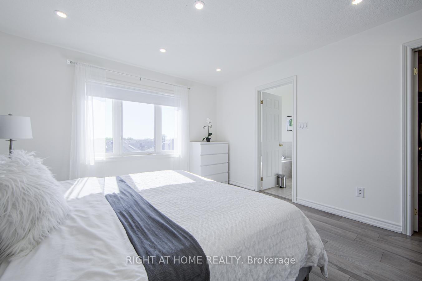 Photo 30 of 10390 Keele Street, Vaughan, Maple — HOMEH
