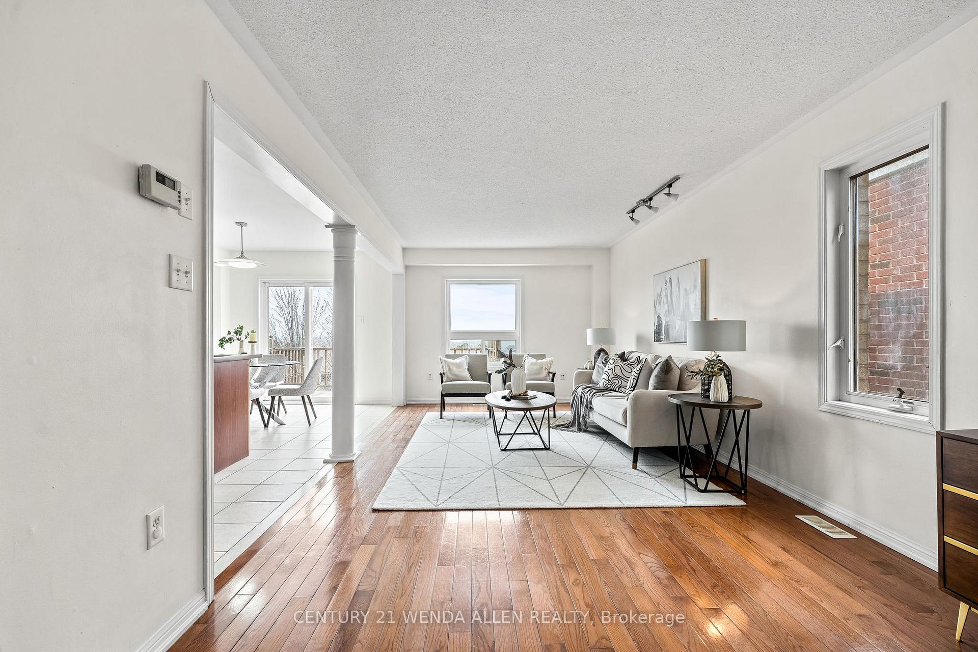 Photo 3 of 956 Townline Road S, Oshawa, Donevan — HOMEH