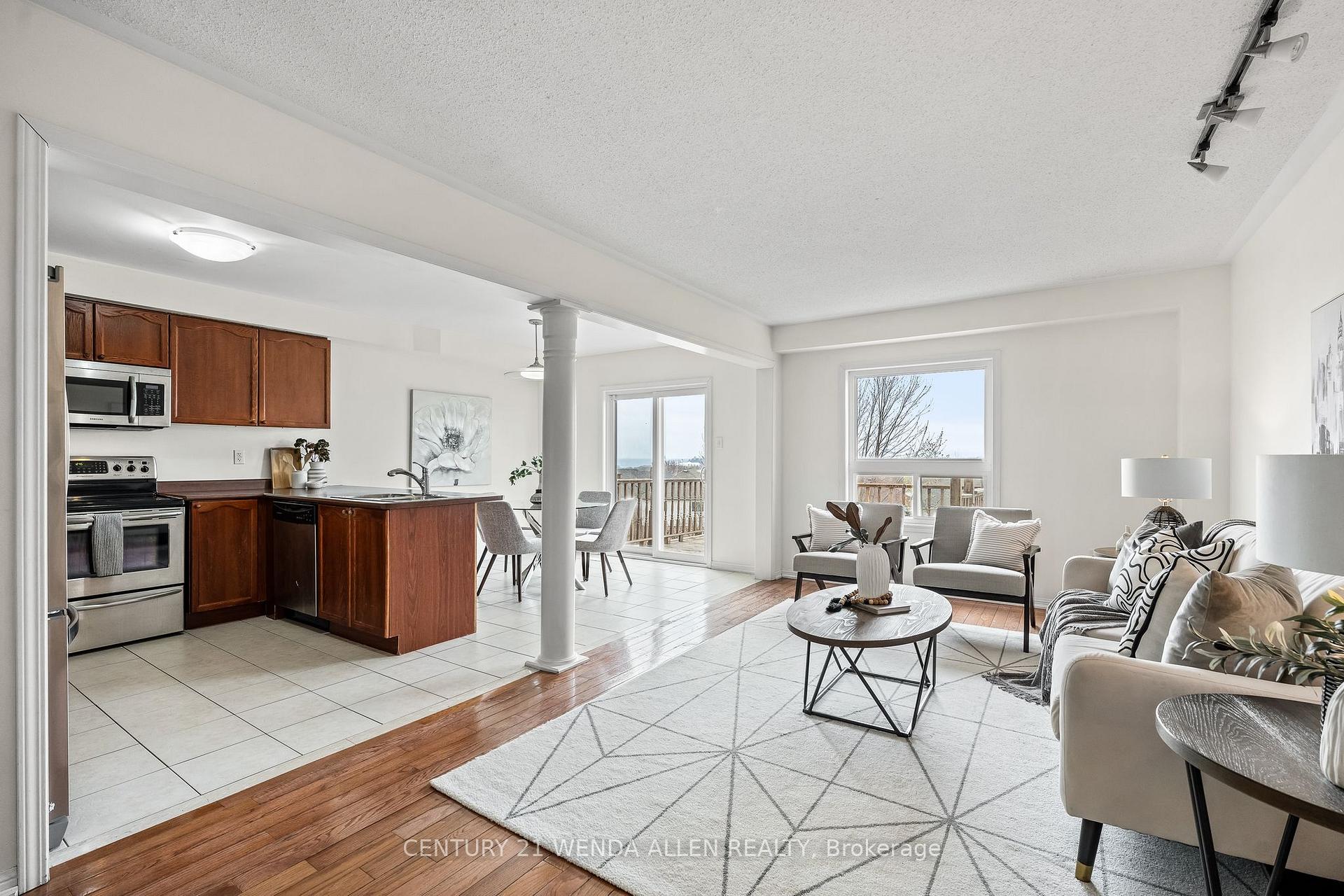 Photo 9 of 956 Townline Road S, Oshawa, Donevan — HOMEH