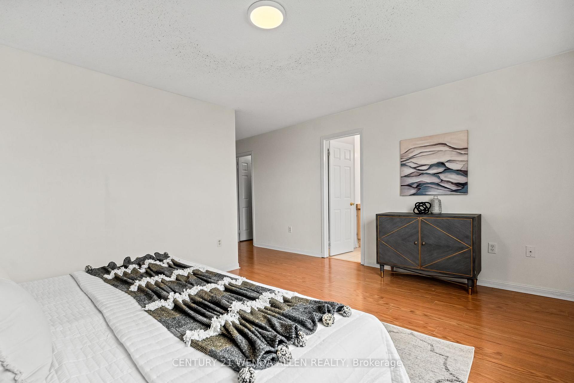 Photo 20 of 956 Townline Road S, Oshawa, Donevan — HOMEH